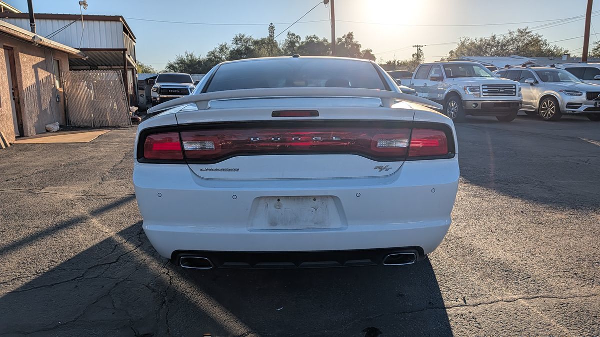 2012 Dodge Charger R/T Max photo 4