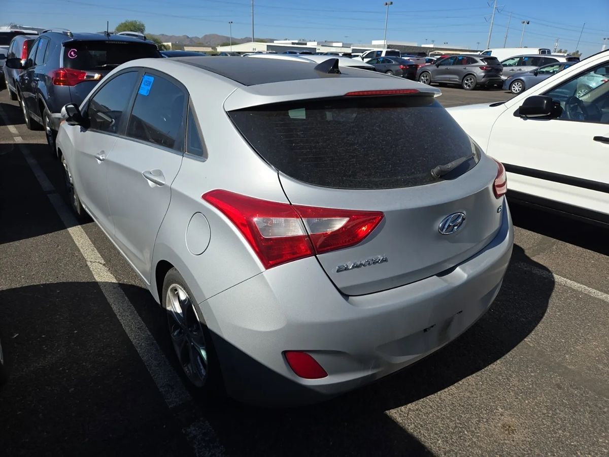 2013 Hyundai Elantra GT Style photo 2