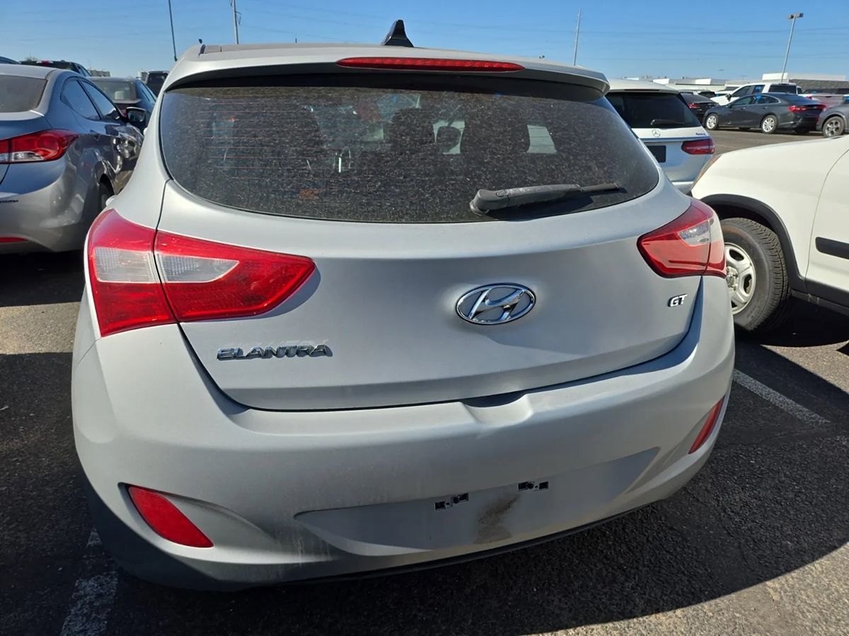 2013 Hyundai Elantra GT Style photo 3