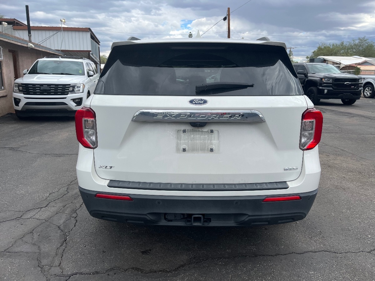 2020 Ford Explorer XLT photo 3
