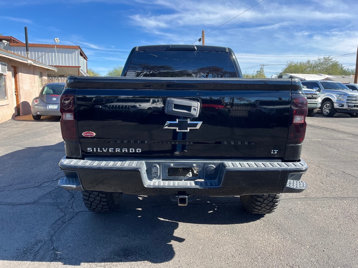 2018 Chevrolet Silverado 1500 LT photo 4