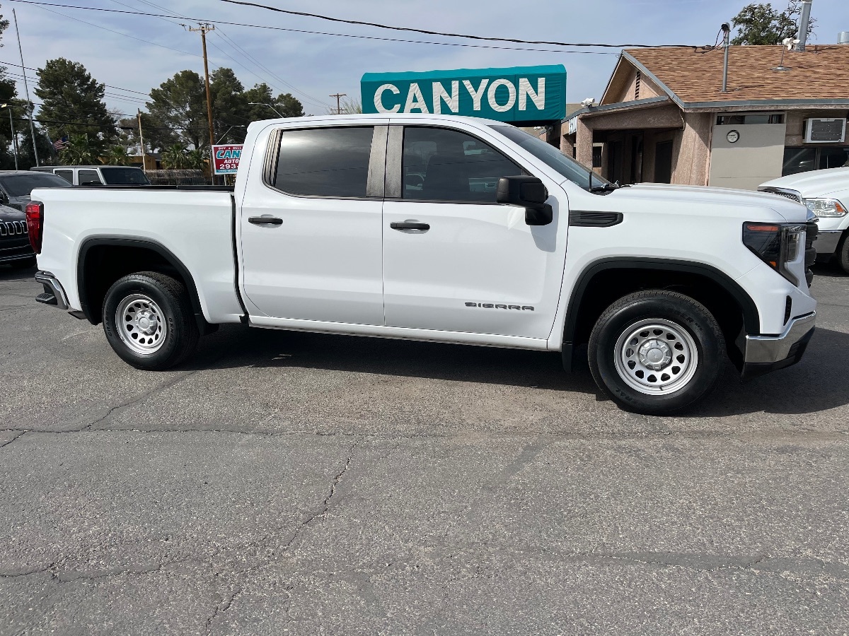 View vehicle photo 2