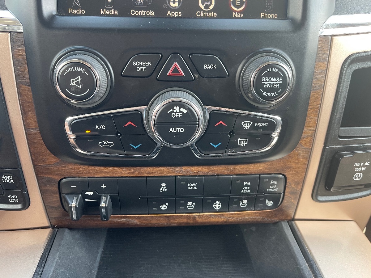 2016 RAM Ram 1500 Pickup Laramie Longhorn - Photo 16