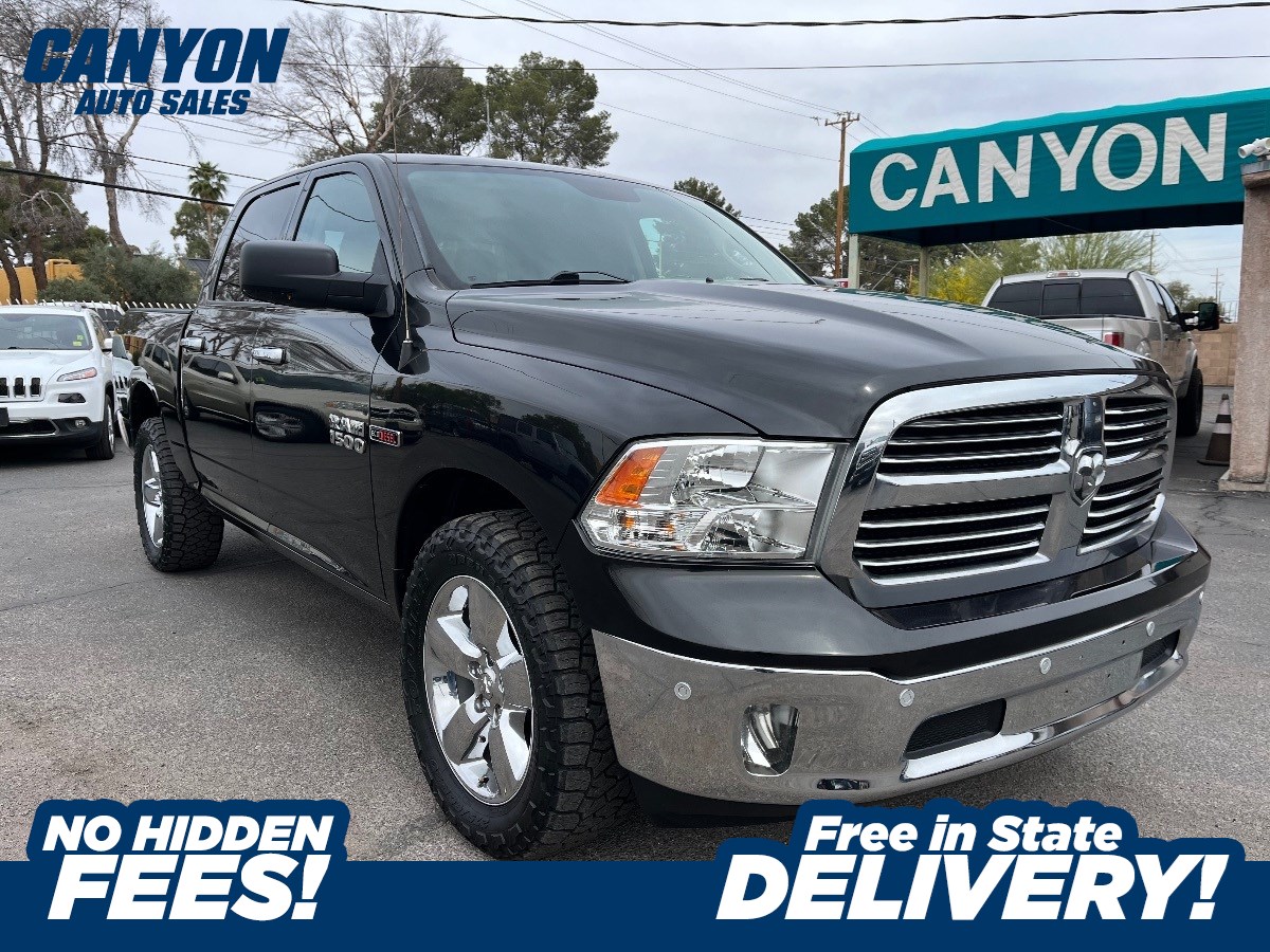 2017 RAM 1500 Big Horn 4x4 Crew Cab 5'7's photo