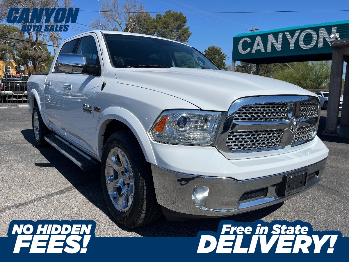 2017 RAM 1500 Laramie 4x4 Crew Cab 5'7's photo