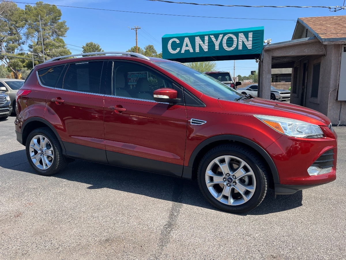 2014 Ford Escape Titanium - Photo 2