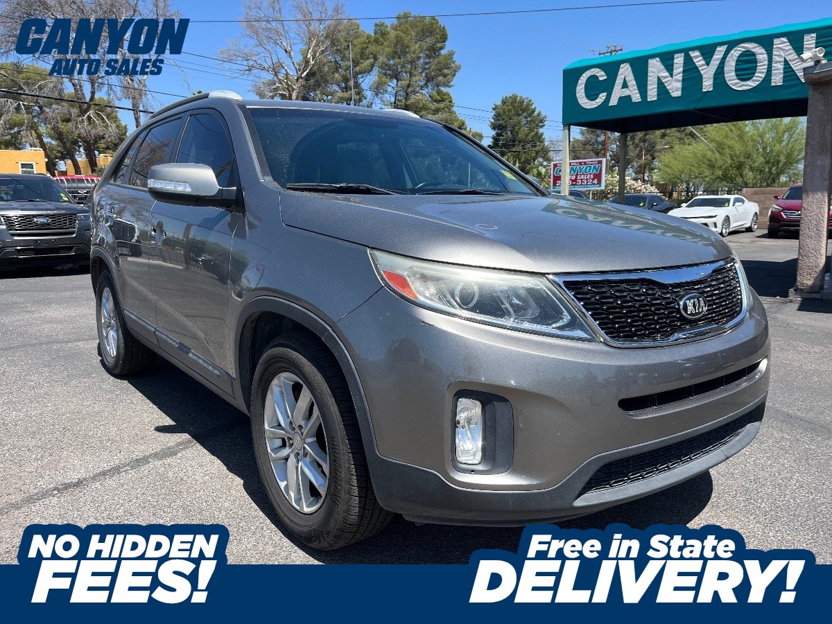 2015 Kia Sorento LX AT's photo