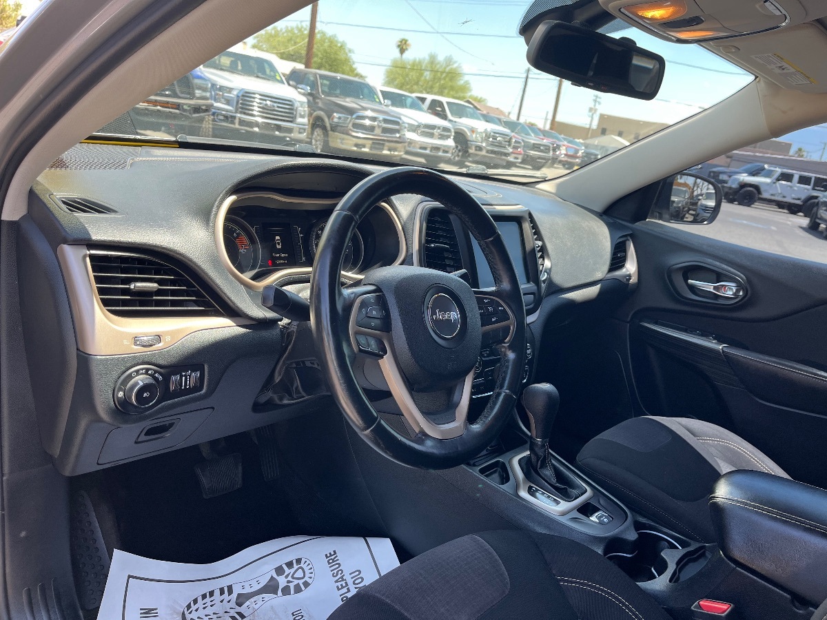 2017 Jeep Cherokee Latitude - Photo 22