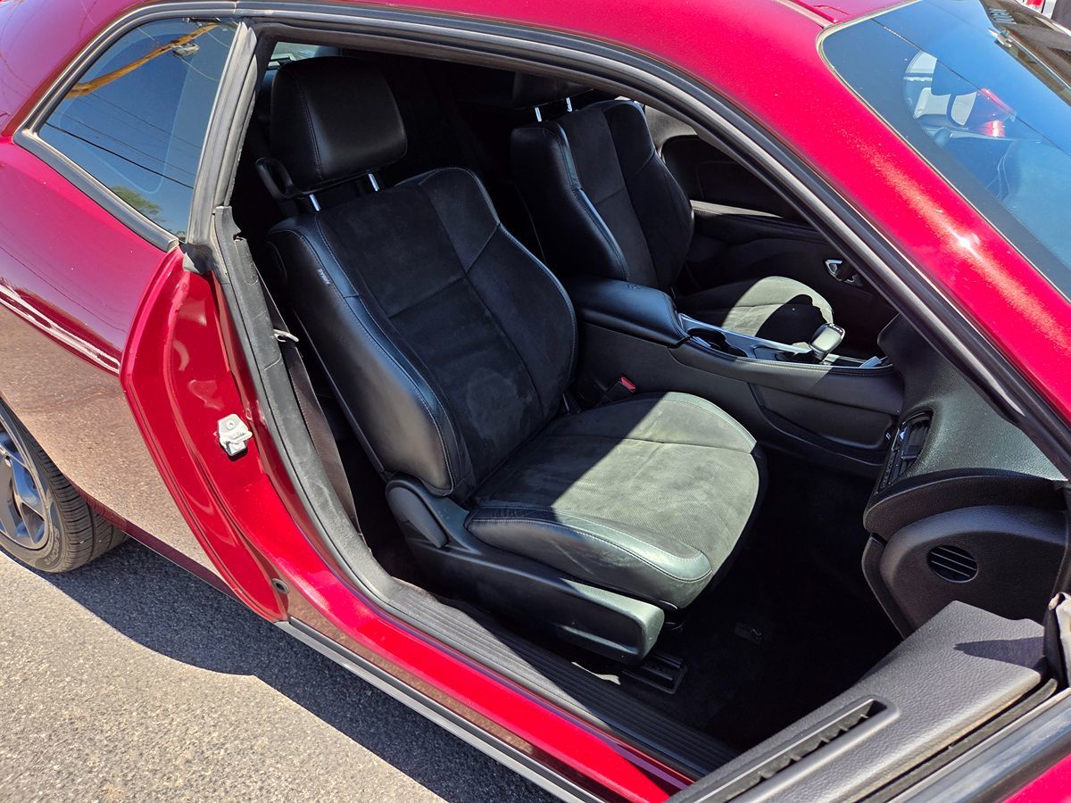 2018 Dodge Challenger SXT Plus - Photo 37