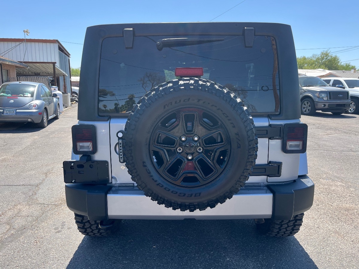 2018 Jeep Wrangler JK Unlimited Sahara - Photo 6