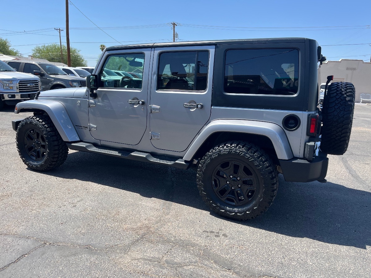 2018 Jeep Wrangler JK Unlimited Sahara - Photo 8