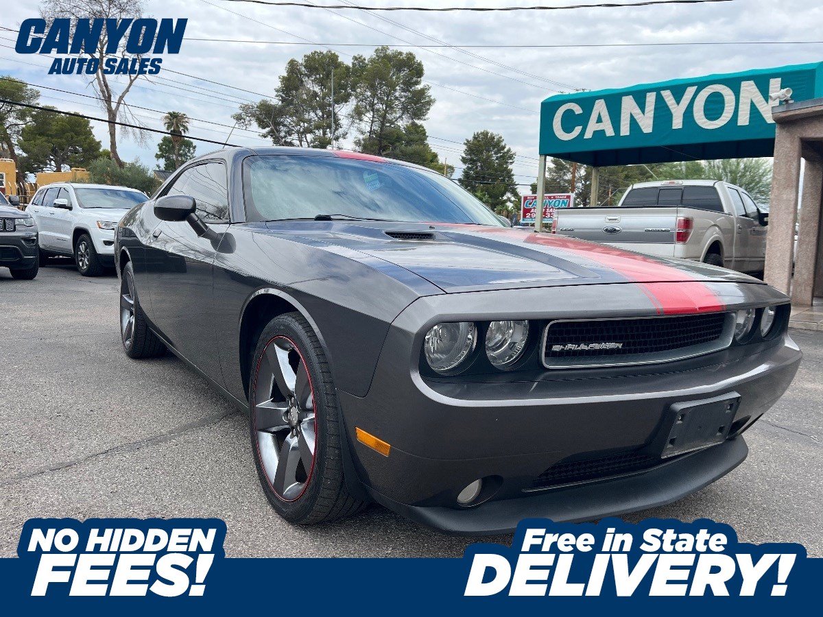 Gray (Granite Crystal Metallic Clearcoat) 2014 Dodge Challenger Coupe Rear-Wheel Drive Automatic