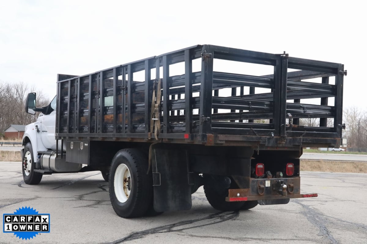 2018 Ford F-750 SuperCab photo 4
