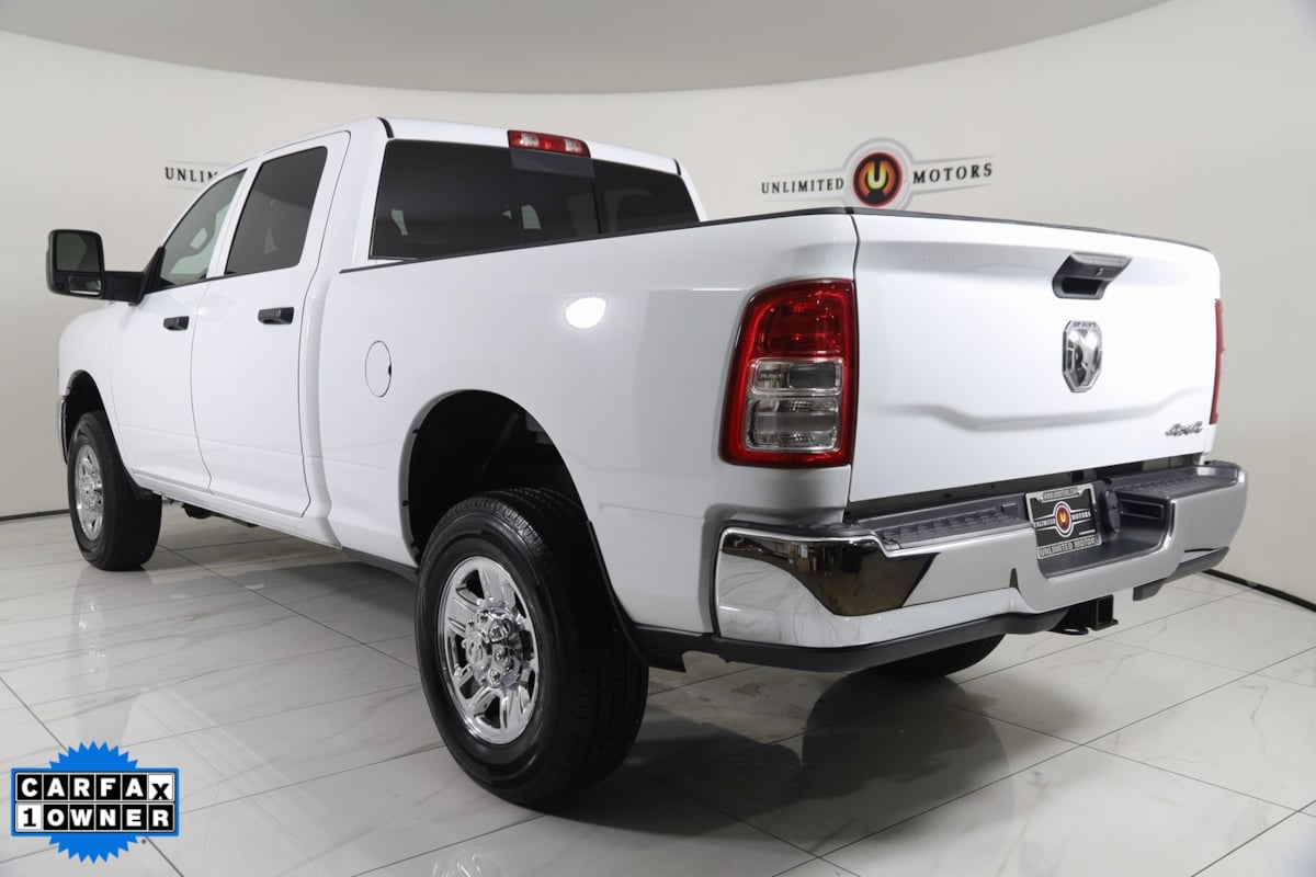 2023 Ram 2500 Tradesman photo 4