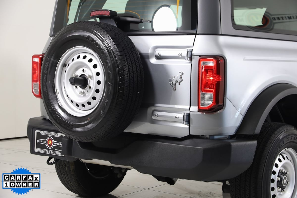2022 Ford Bronco Base photo 44