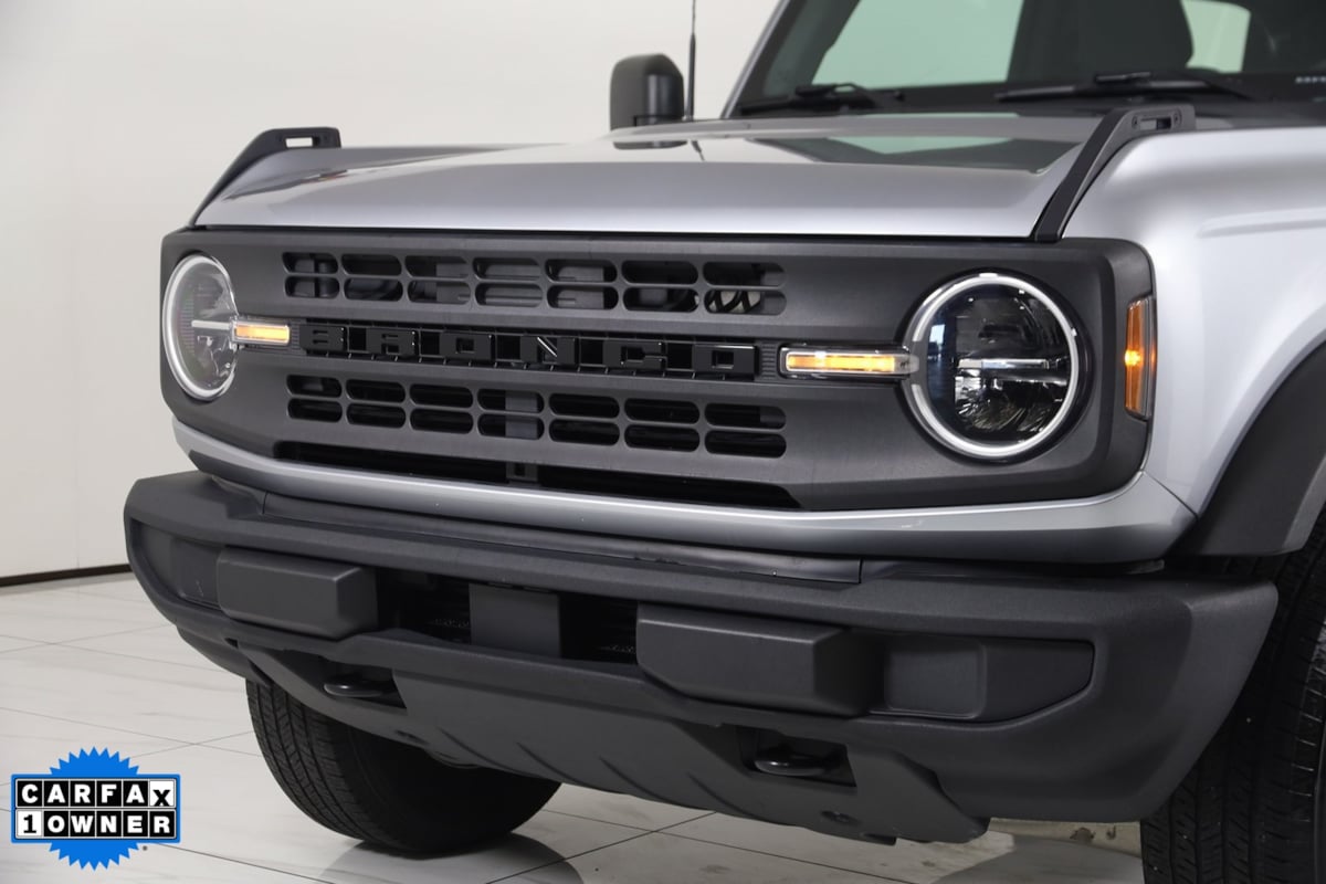 2022 Ford Bronco Base photo 53