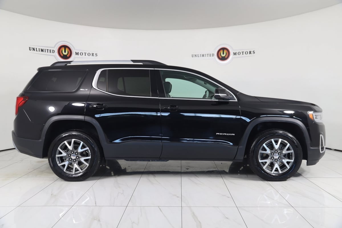 2023 Gmc Acadia SLT photo 2