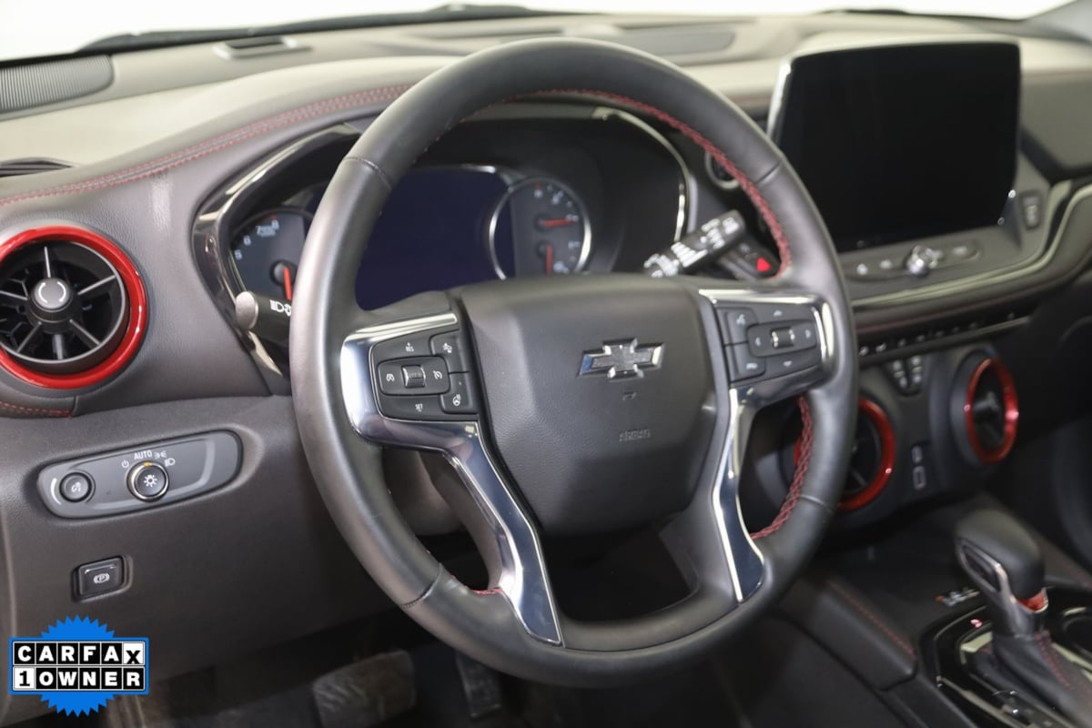 2023 Chevrolet Blazer RS photo 3