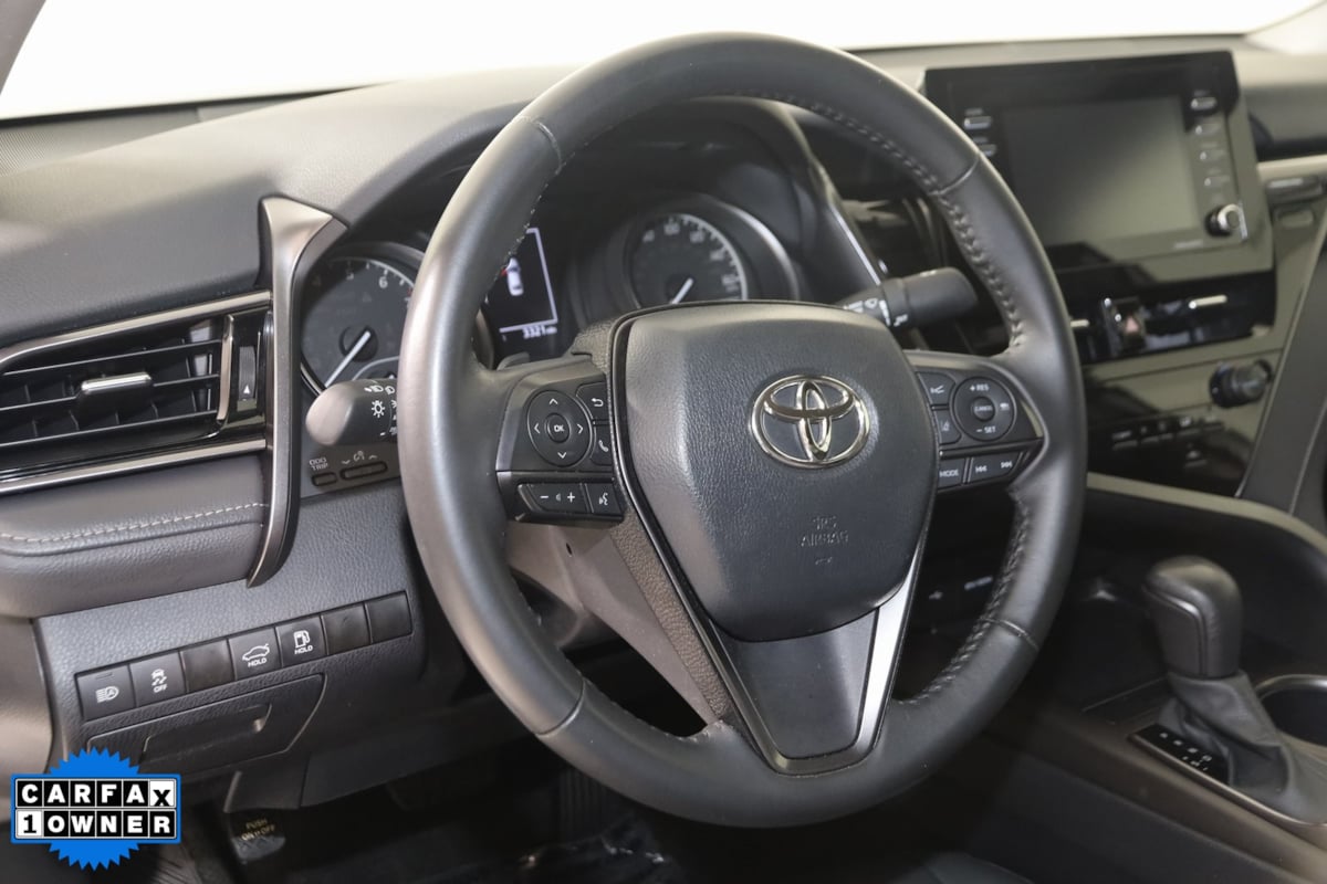 2024 Toyota Camry SE photo 6
