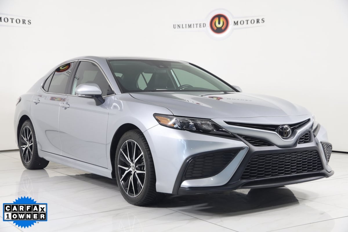 2024 Toyota Camry SE photo 20