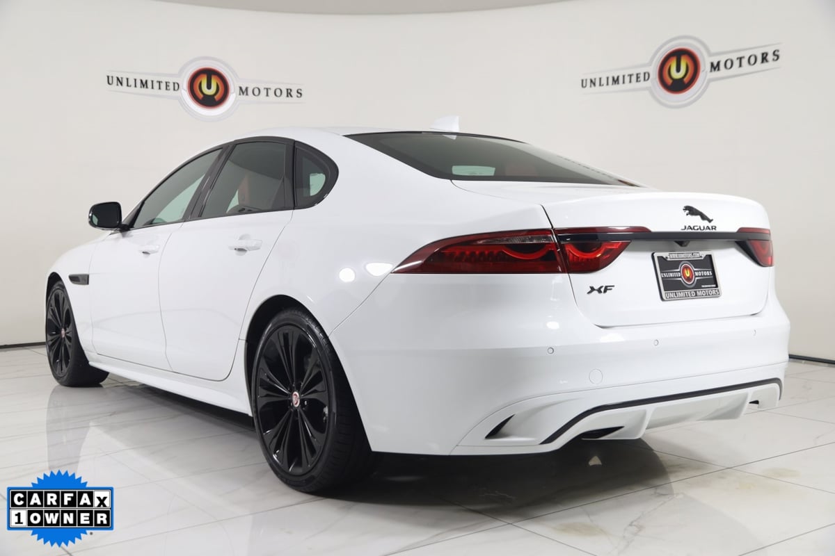 2023 Jaguar XF R-Dynamic SE photo 4