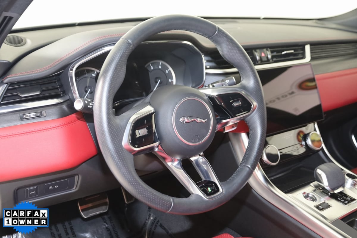 2023 Jaguar XF R-Dynamic SE photo 6