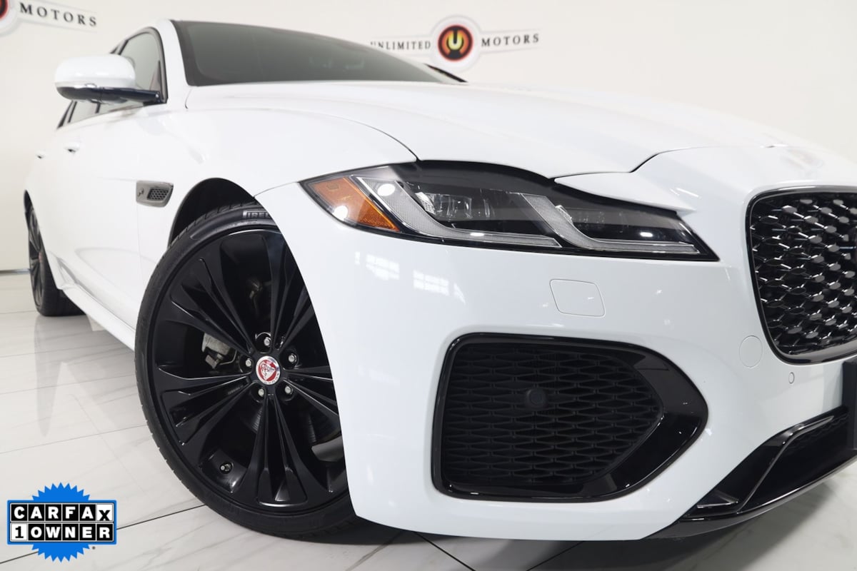 2023 Jaguar XF R-Dynamic SE photo 19