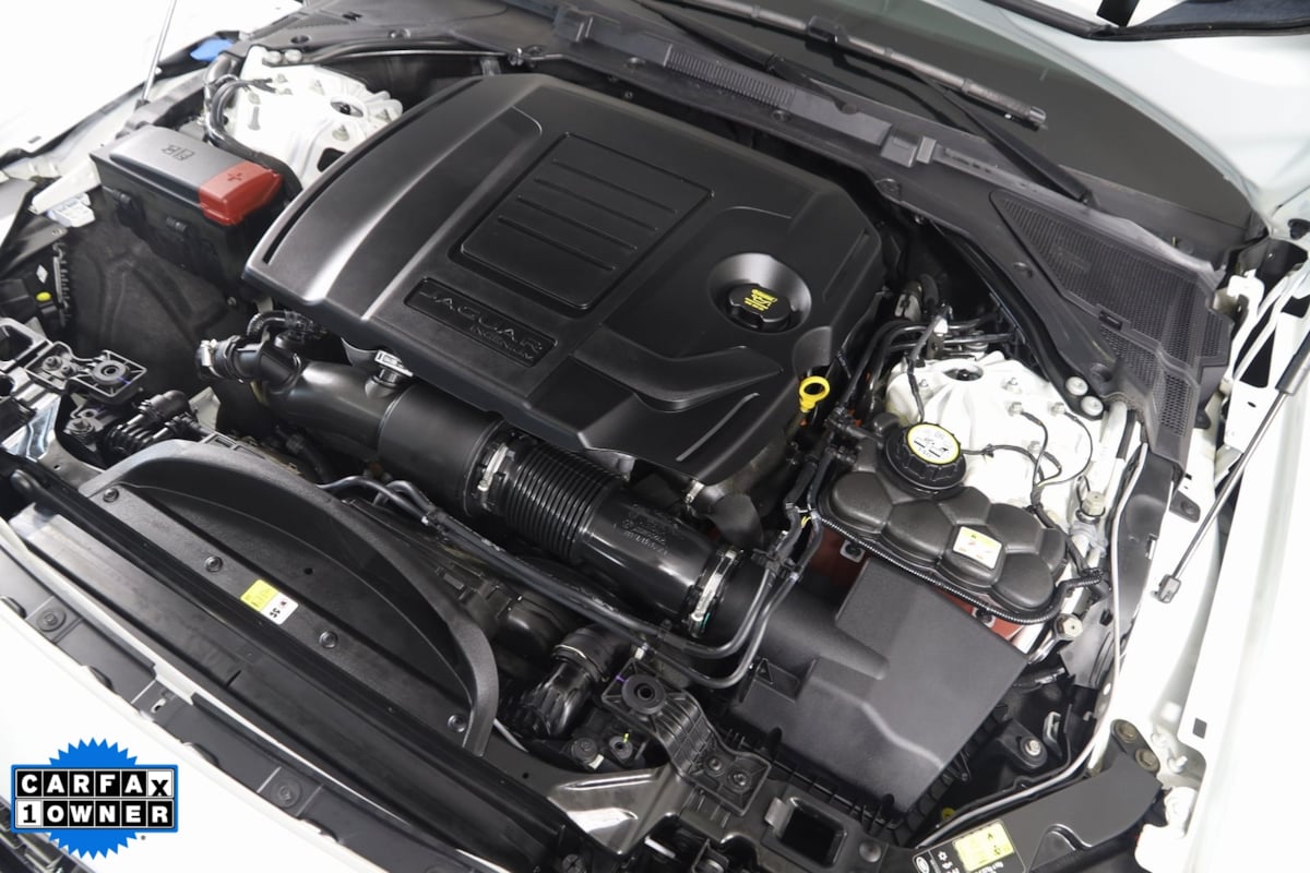 2023 Jaguar XF R-Dynamic SE photo 22