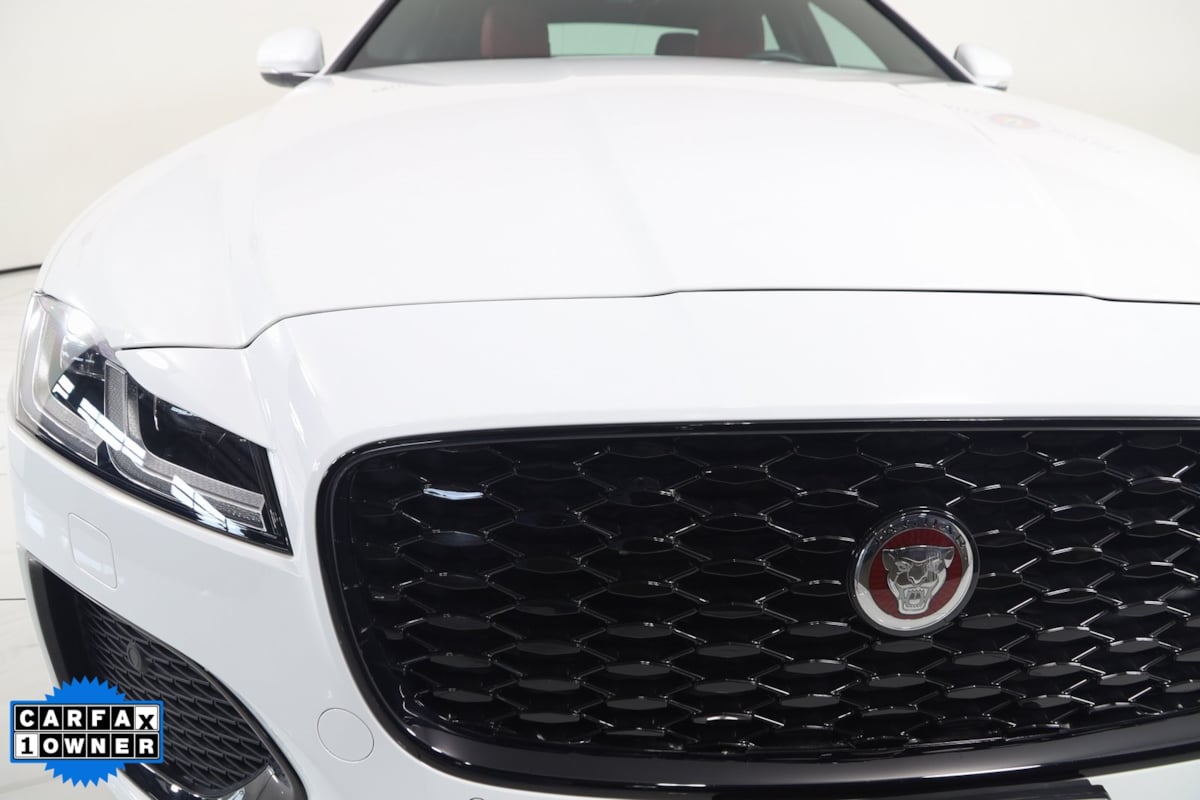 2023 Jaguar XF R-Dynamic SE photo 60
