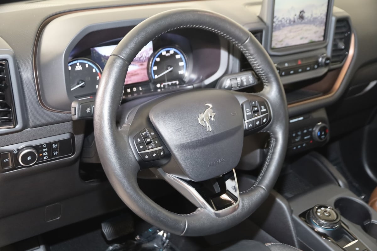 2023 Ford Bronco Sport Outer Banks photo 6