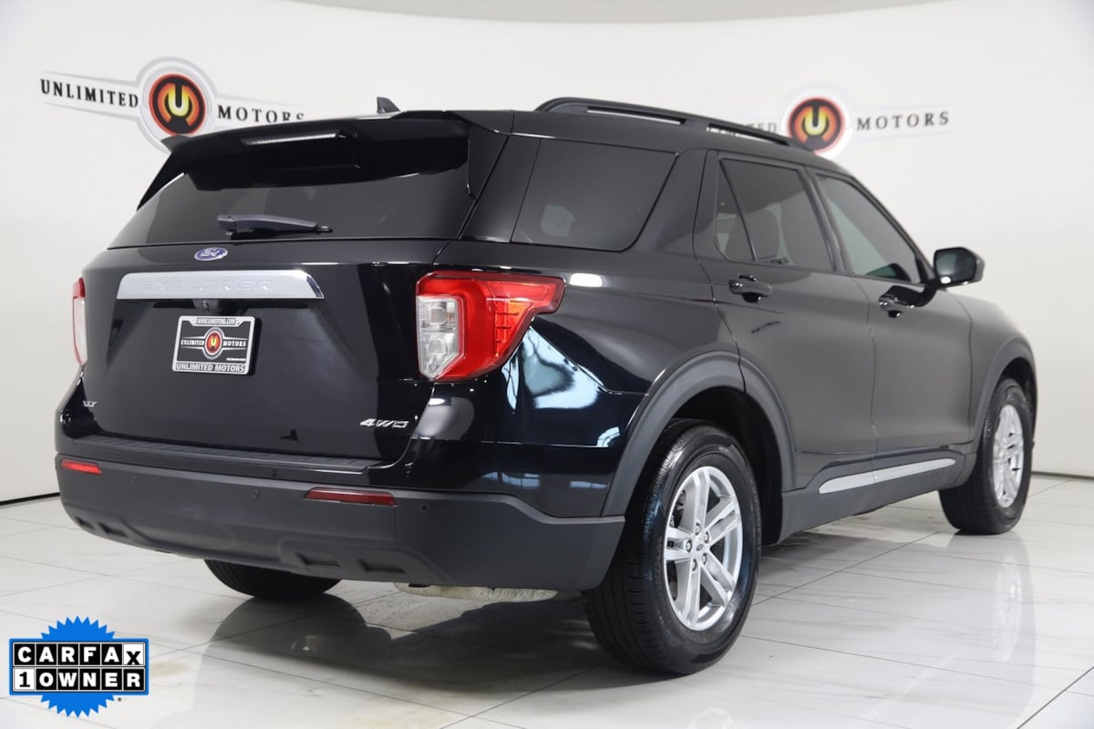 2022 Ford Explorer XLT photo 3