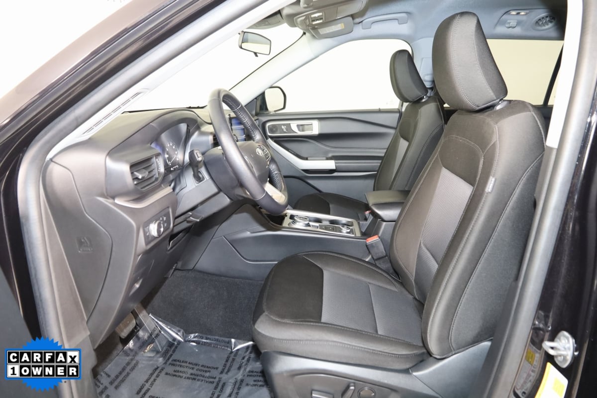 2022 Ford Explorer XLT photo 9