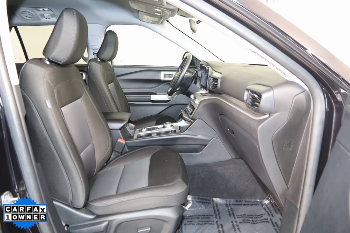 2022 Ford Explorer XLT photo 10