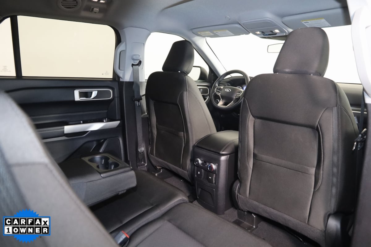 2022 Ford Explorer XLT photo 13