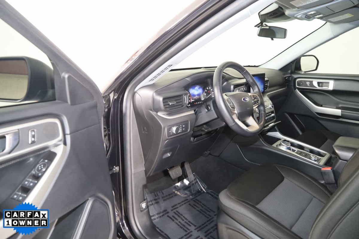 2022 Ford Explorer XLT photo 48