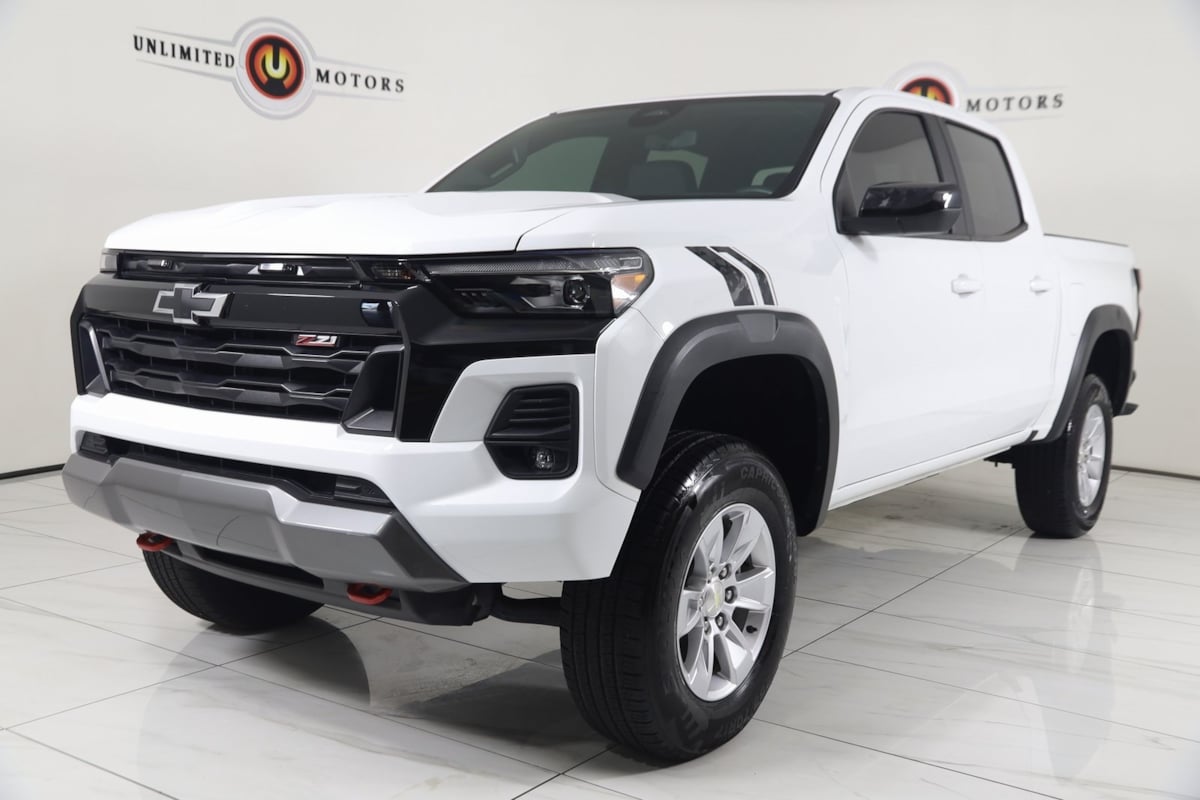 2023 Chevrolet Colorado Z71 photo 5