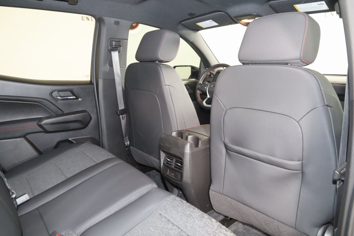 2023 Chevrolet Colorado Z71 photo 13