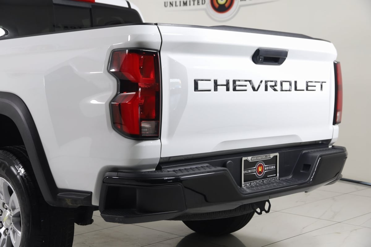 2023 Chevrolet Colorado Z71 photo 23
