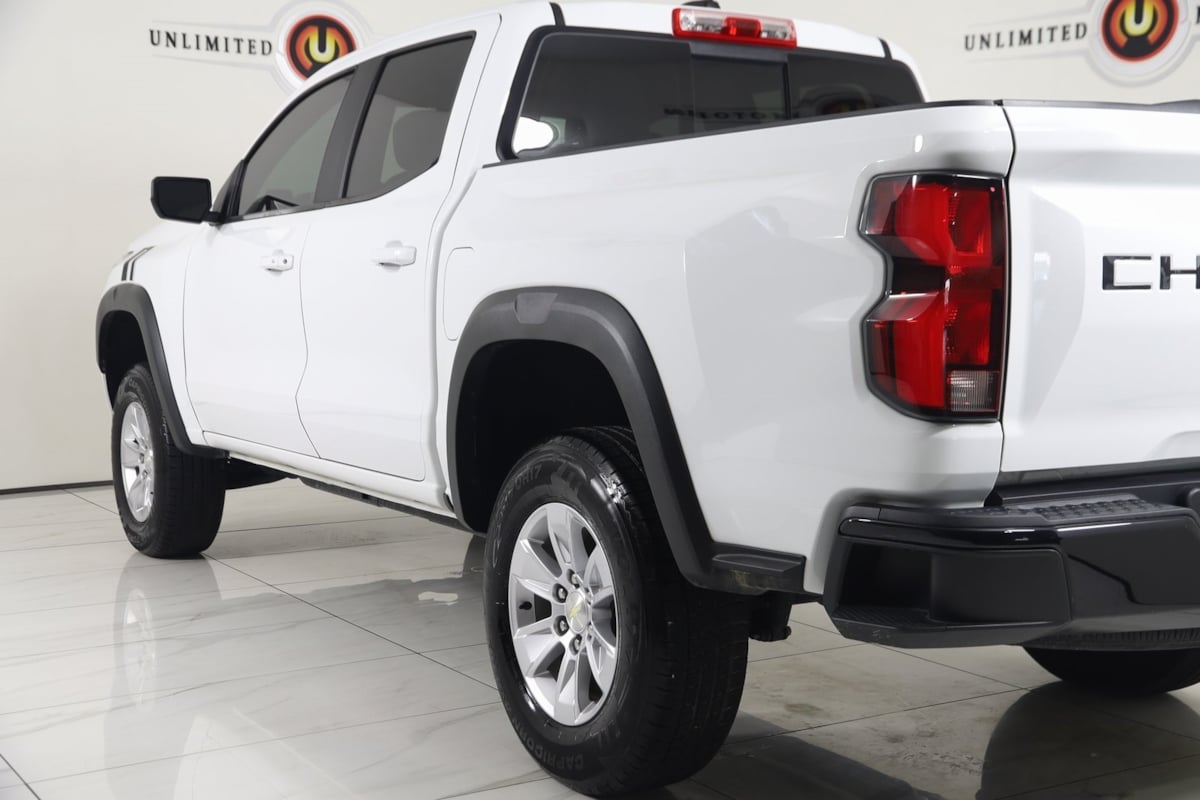 2023 Chevrolet Colorado Z71 photo 24