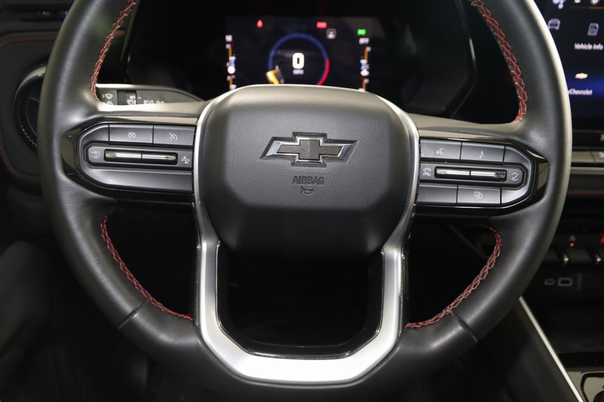 2023 Chevrolet Colorado Z71 photo 40