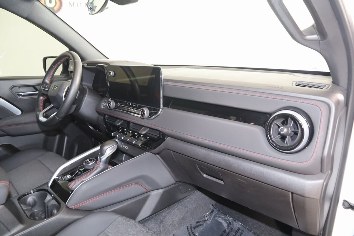 2023 Chevrolet Colorado Z71 photo 45