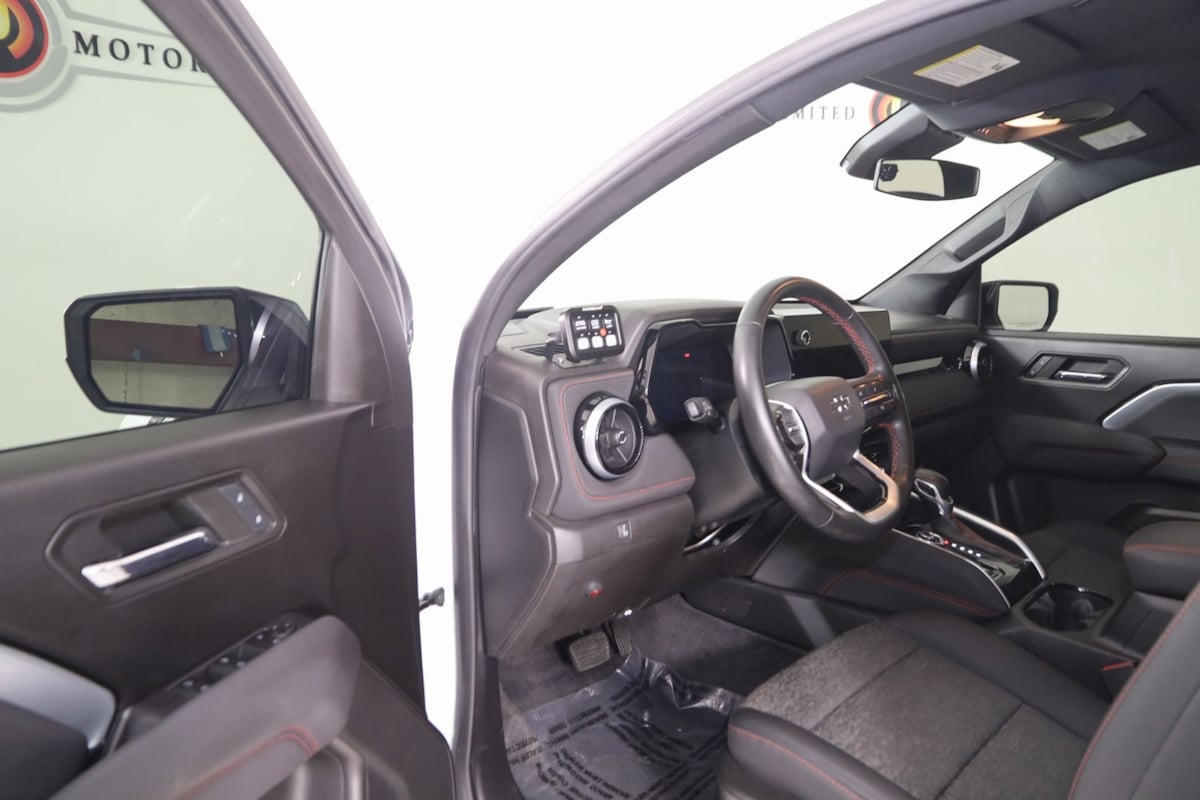 2023 Chevrolet Colorado Z71 photo 52