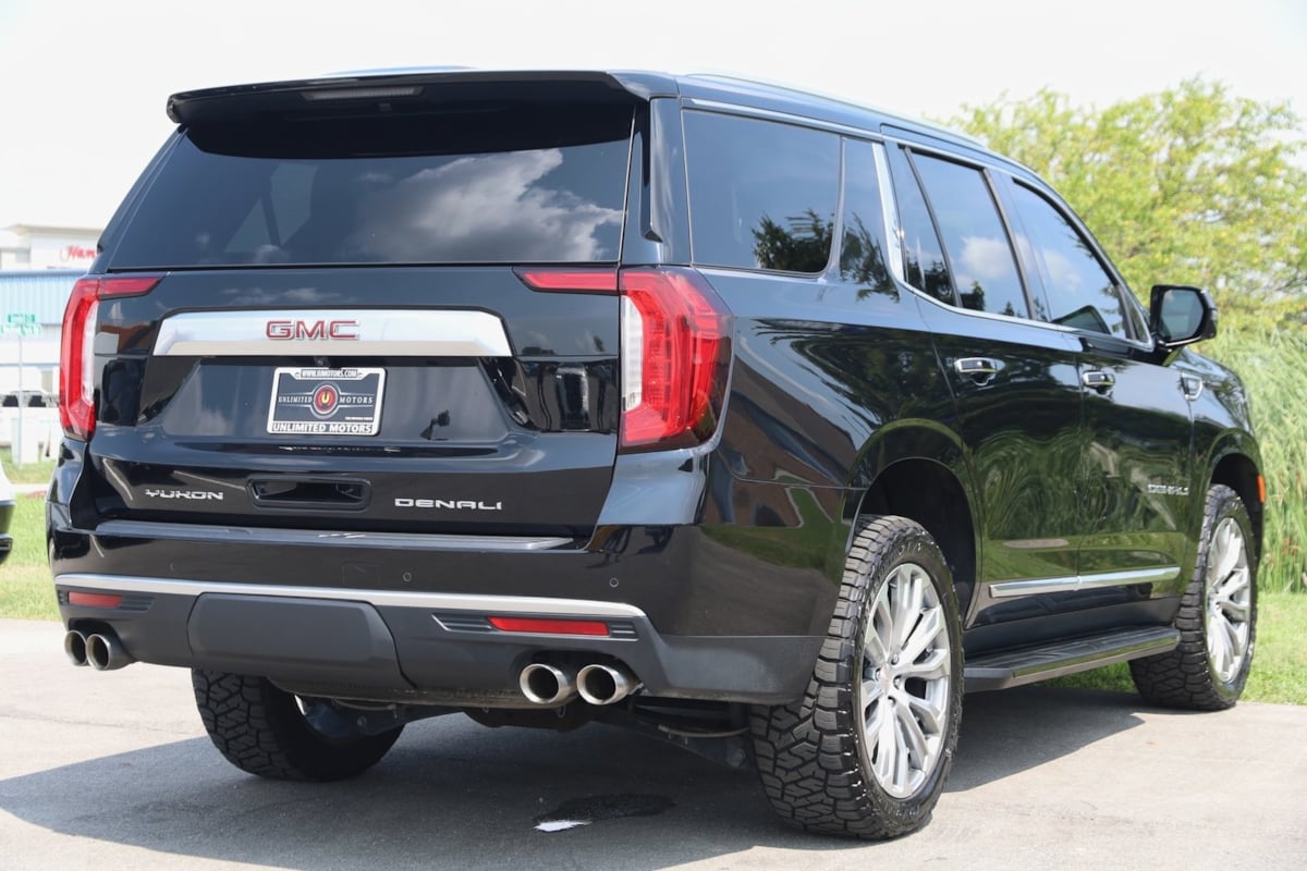 2023 Gmc Yukon Denali photo 2