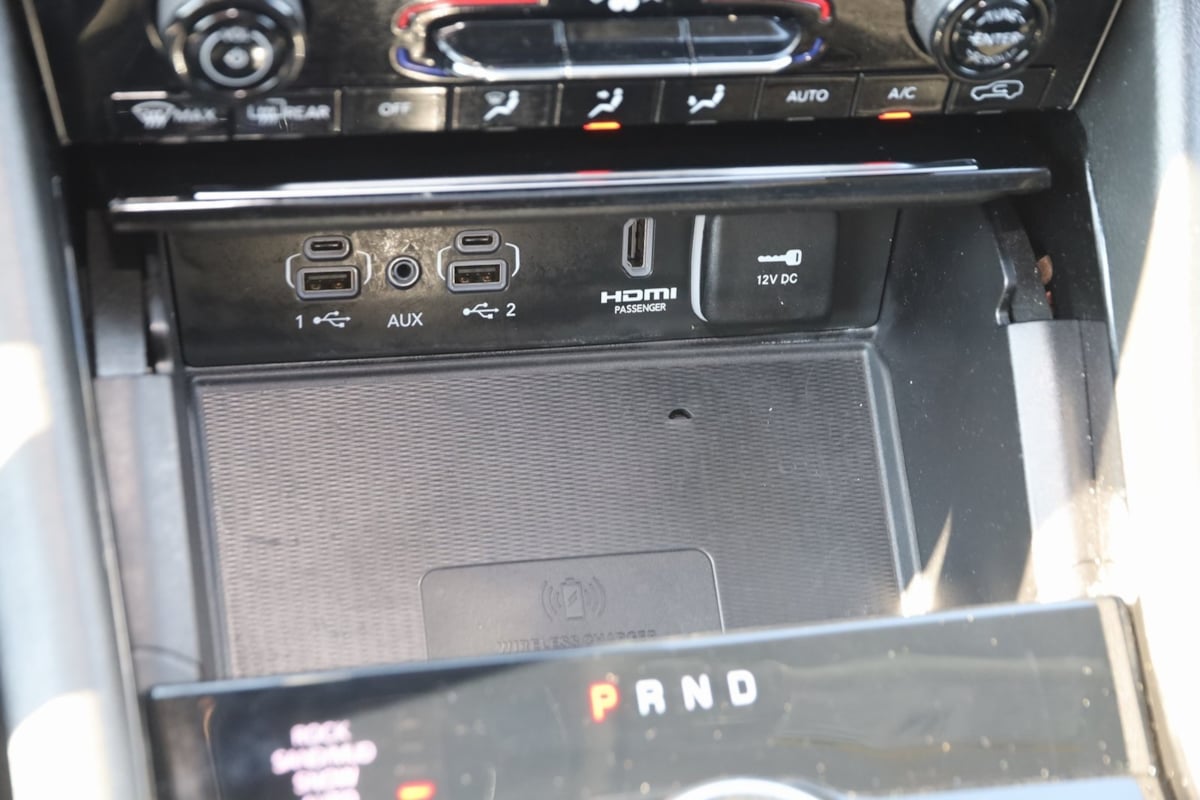 2023 Jeep Cherokee 4xe photo 28