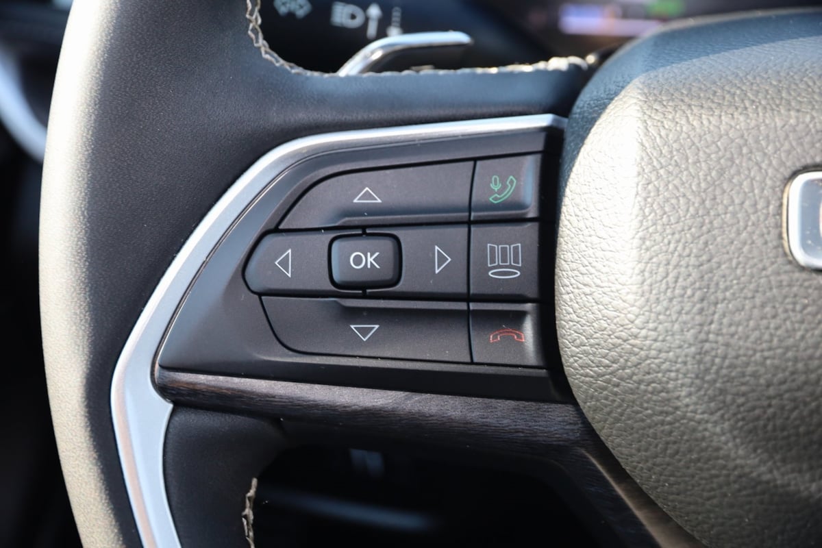 2023 Jeep Cherokee 4xe photo 44