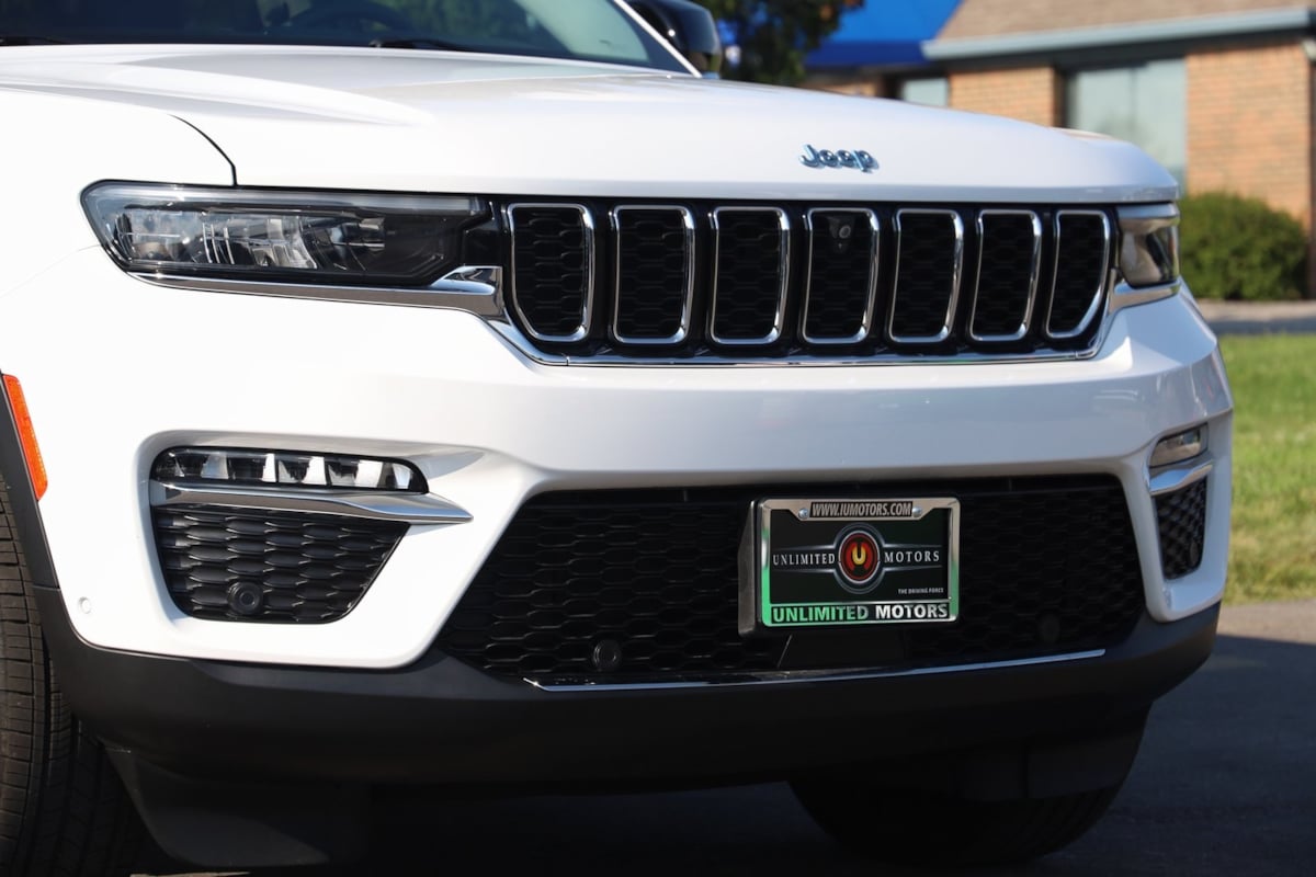 2023 Jeep Cherokee 4xe photo 47