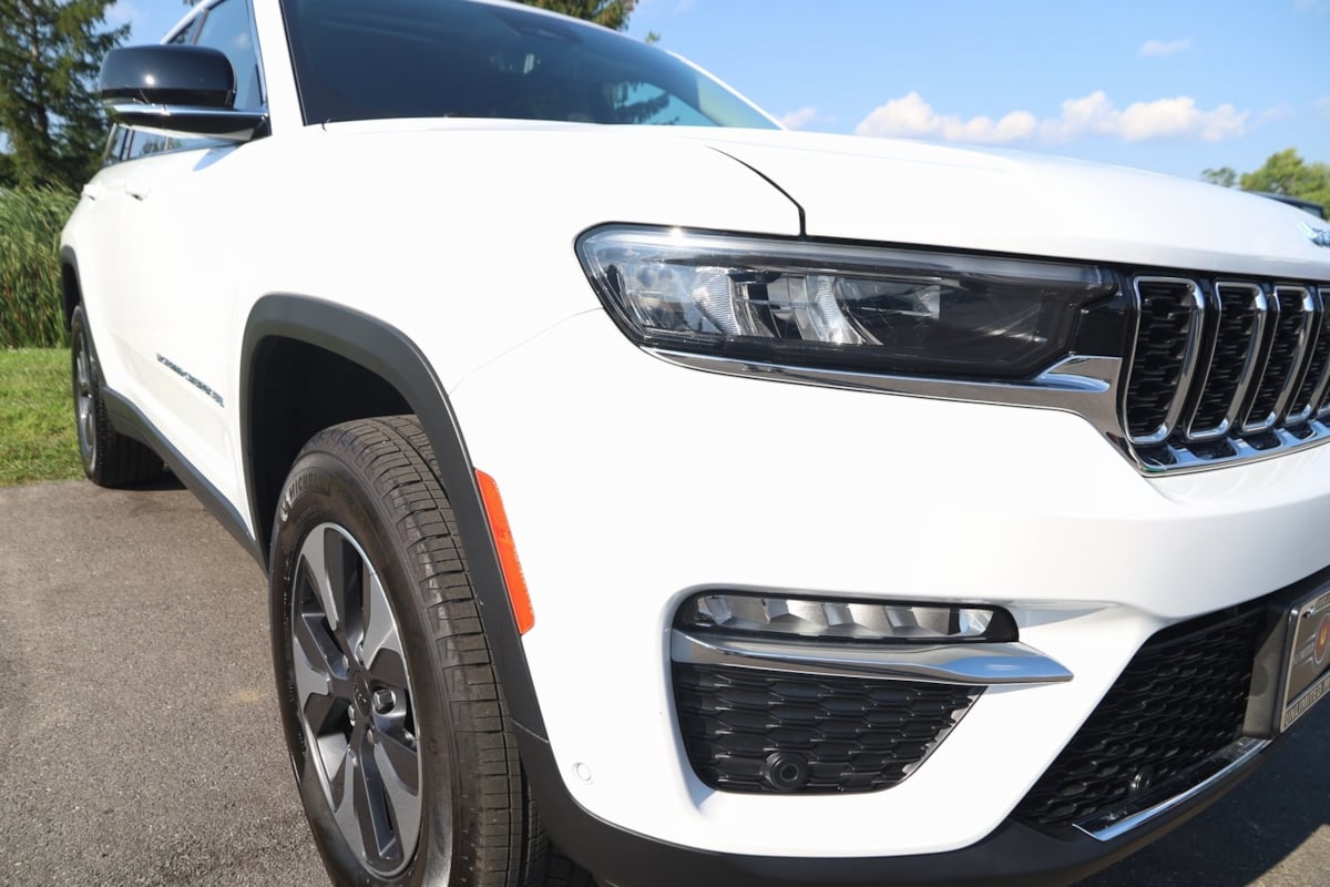 2023 Jeep Cherokee 4xe photo 50