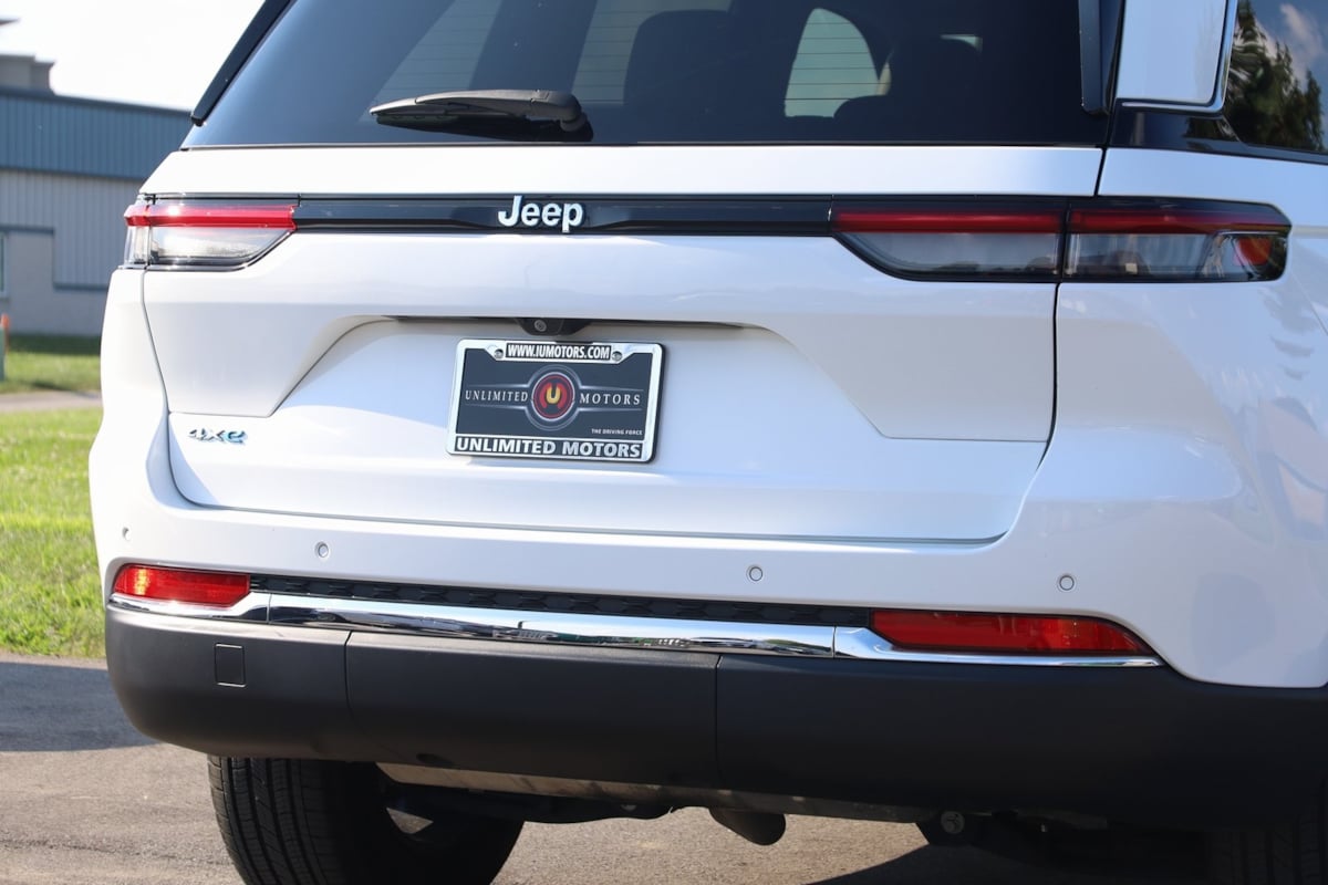 2023 Jeep Cherokee 4xe photo 55
