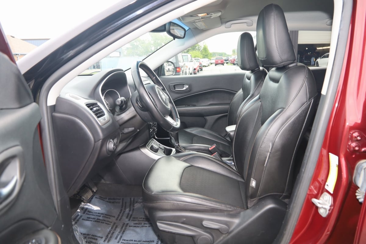 2020 Jeep Compass Latitude photo 10