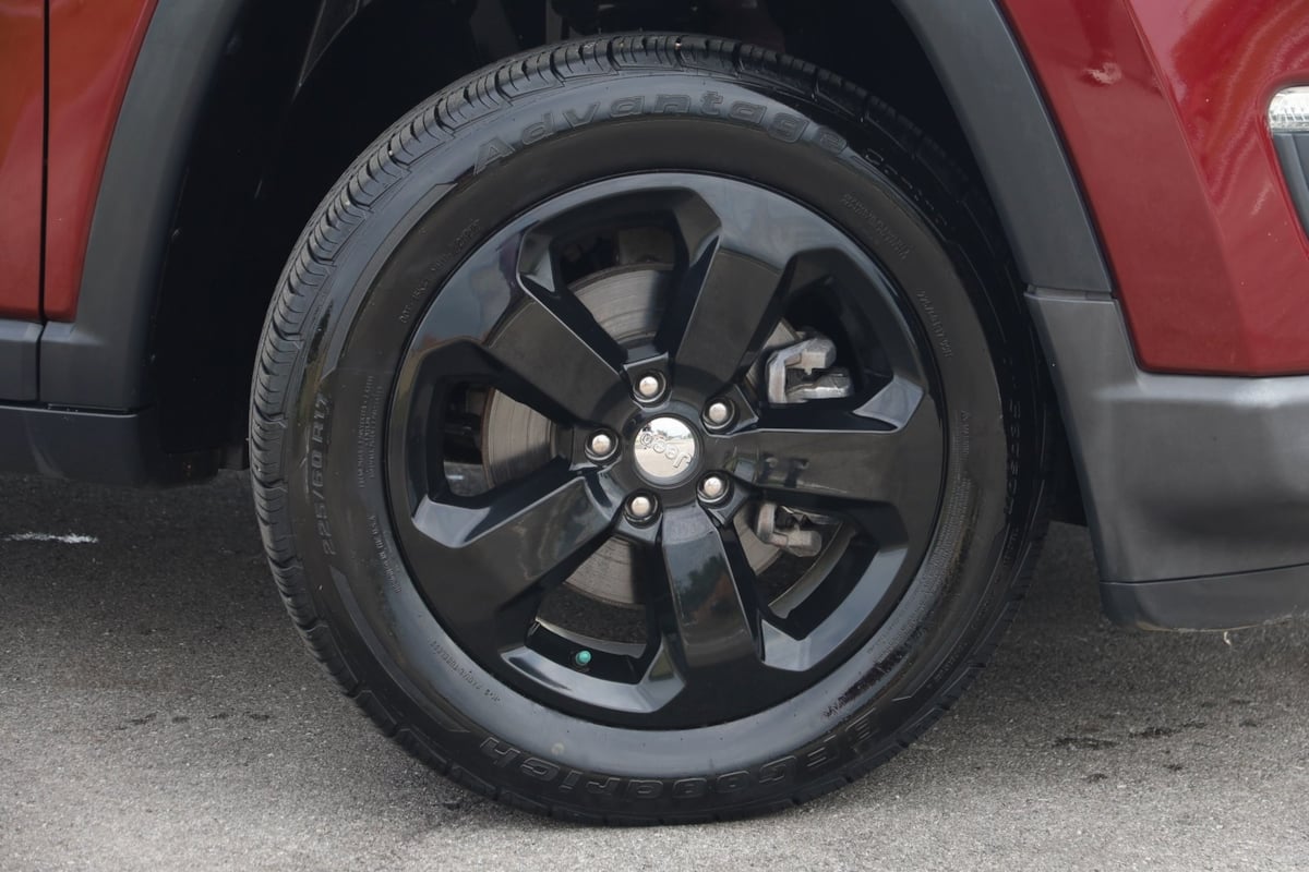 2020 Jeep Compass Latitude photo 14
